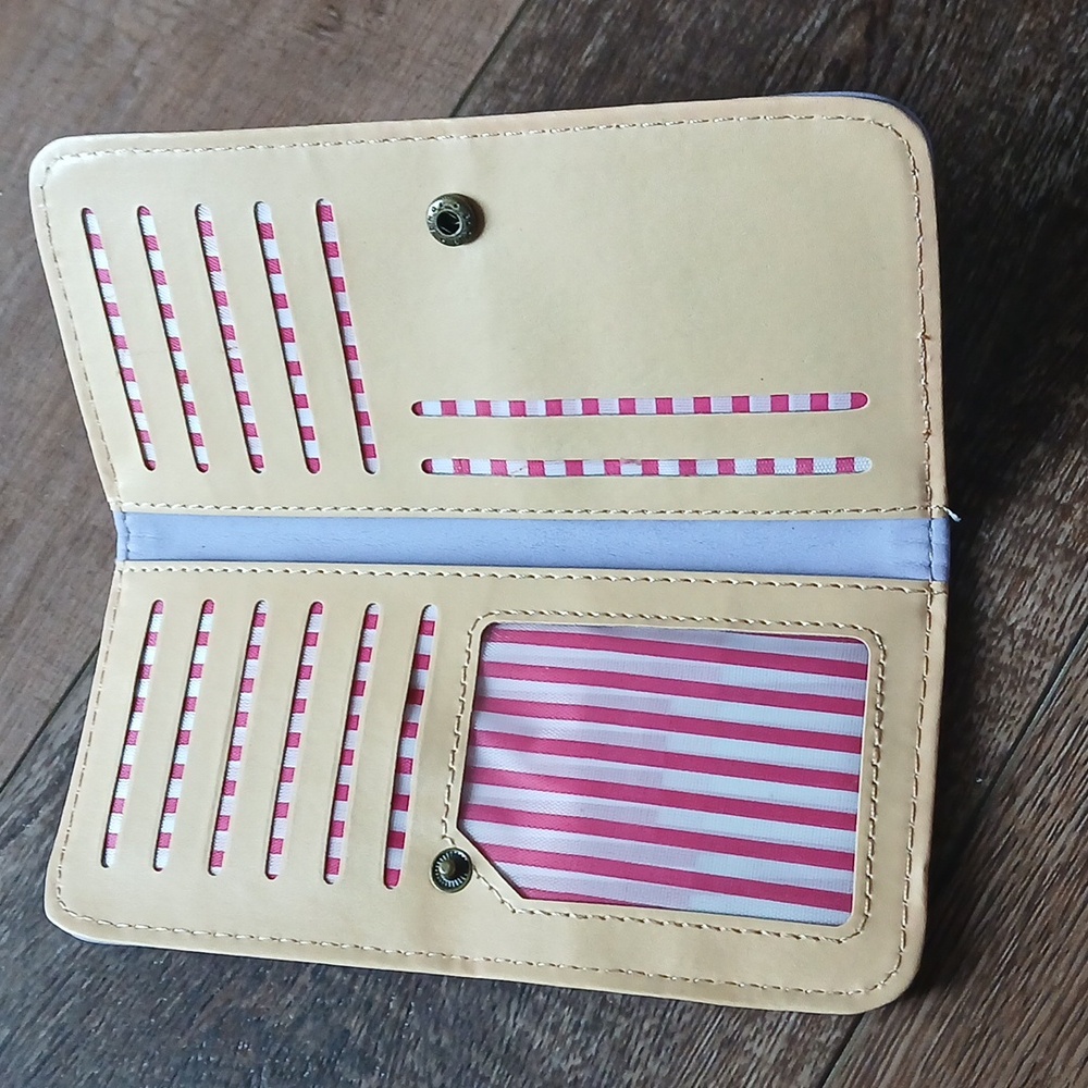 Wallet - Picture 3 of 5